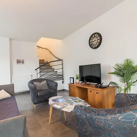 Les De Castel - Les Lauriers Holiday home